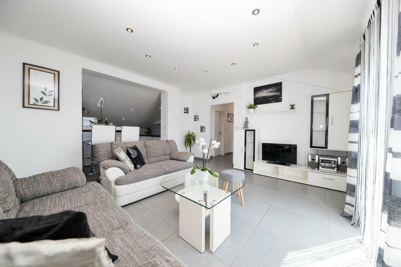 Apartmani Jordanka Crikvenica Eksteriør billede