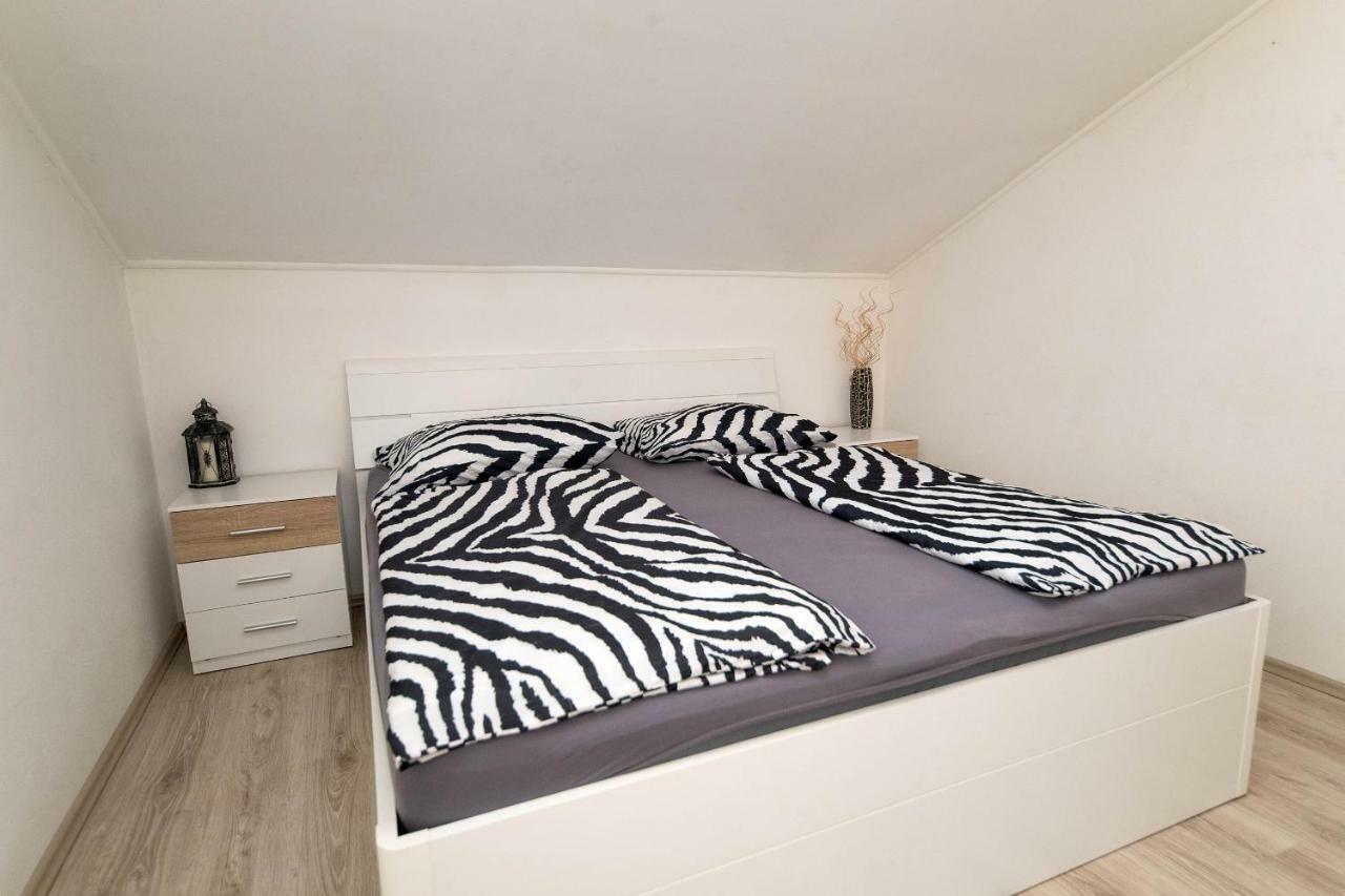 Apartmani Jordanka Crikvenica Eksteriør billede
