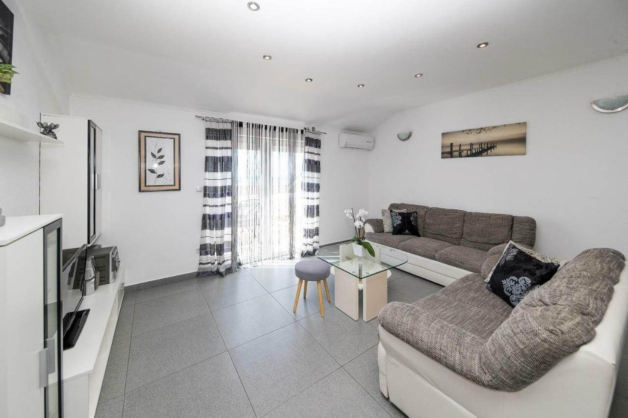 Apartmani Jordanka Crikvenica Eksteriør billede