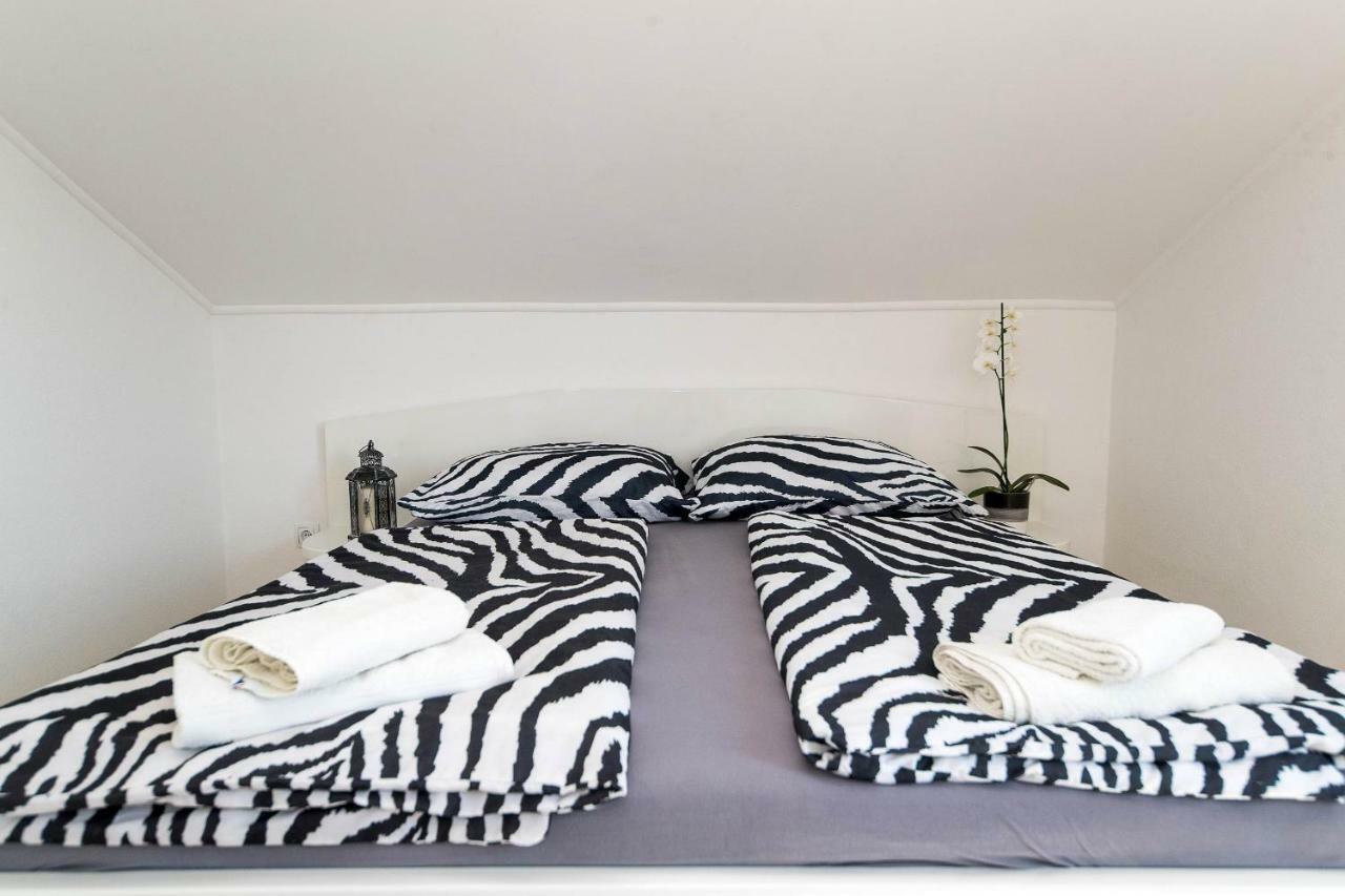 Apartmani Jordanka Crikvenica Eksteriør billede